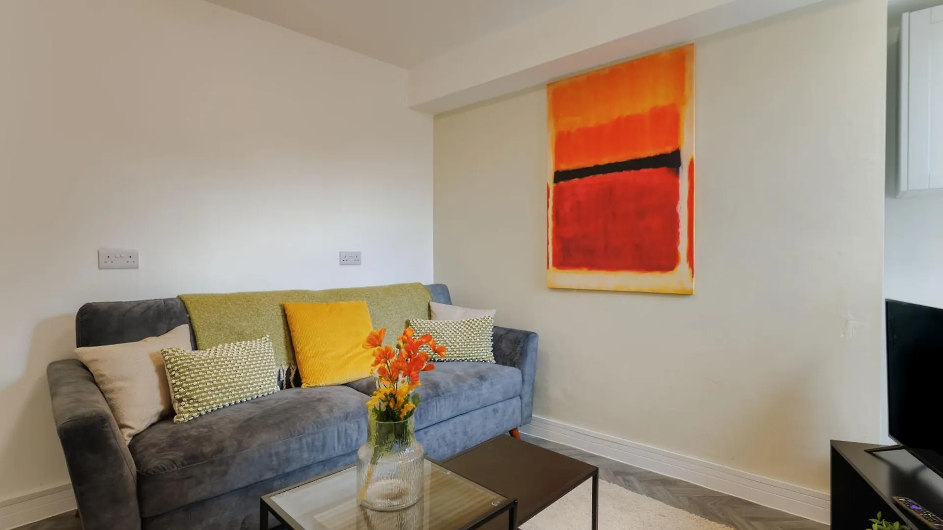 Daire 4 Bedroom, Sleeps 8, 3 Bathroom, Hot Tub, Wifi, Smart Tvs In Each Room 3 Min Walk To Kingsholm Stadium Gloucester